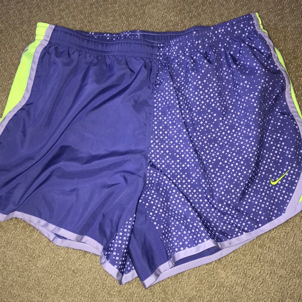 Nike kids xl shorts (fits like a women’s small)